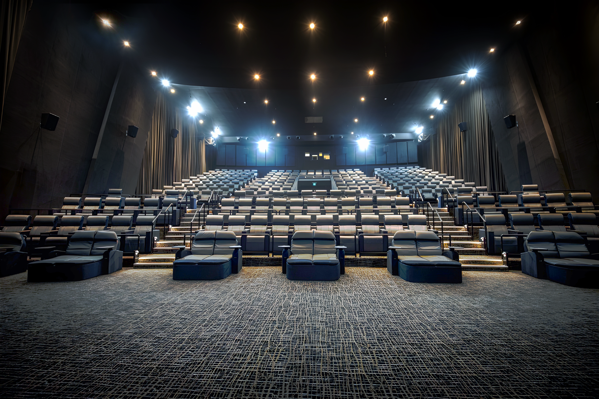 Cinema seating at Village Cinemas Fountain Gate VMAX